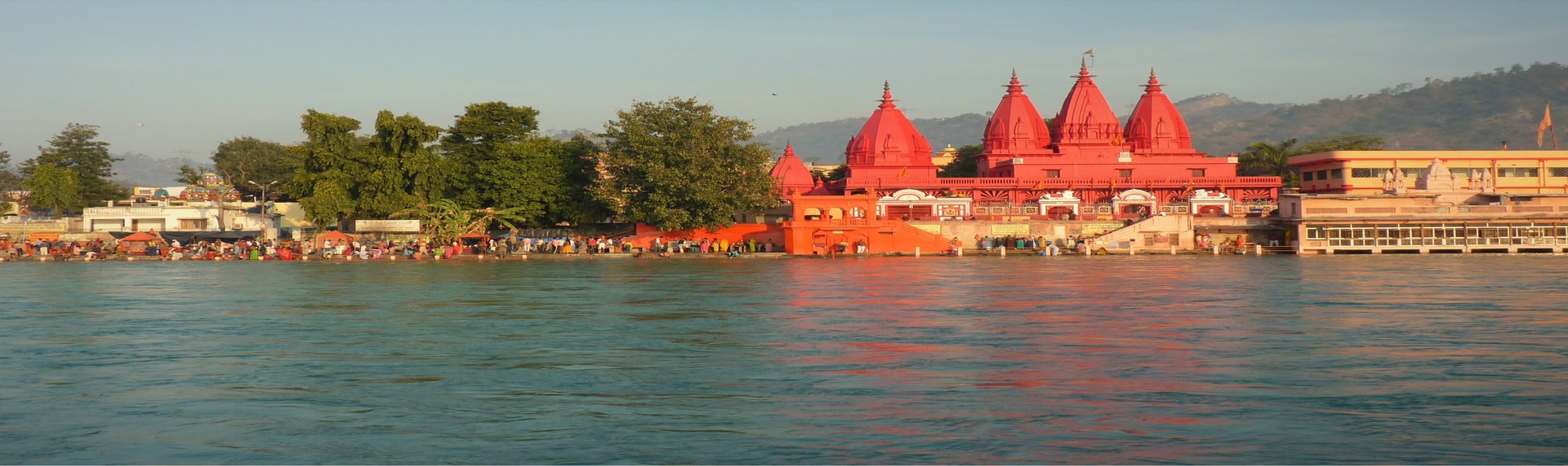 Bholanand sannyas ashram by the Ganga river is one of the places to visit in Haridwar